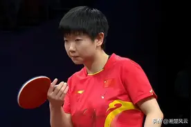 孙颖莎战胜早田，夺得女单冠军，国乒第五冠，仰天长啸，马琳含泪图片