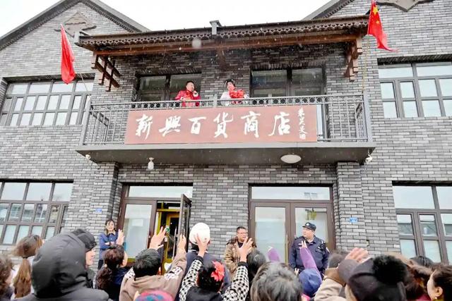 【向黑河出发→】在瑷珲古城“穿越”一次！体验巡游、皮影、非遗手作~