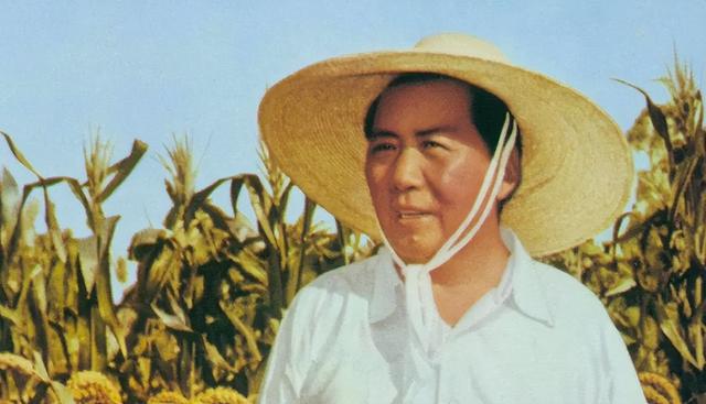 毛主席为何一生不进故宫，终生再未回延安？周总理的谈话道出实情