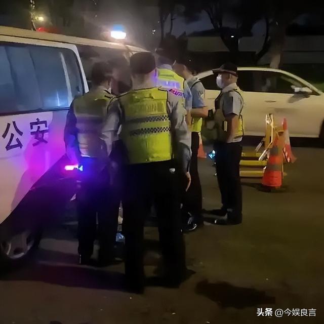 辽宁酒后杀朋友后续：警方通报，网友曝两人是发小，家里只剩父亲