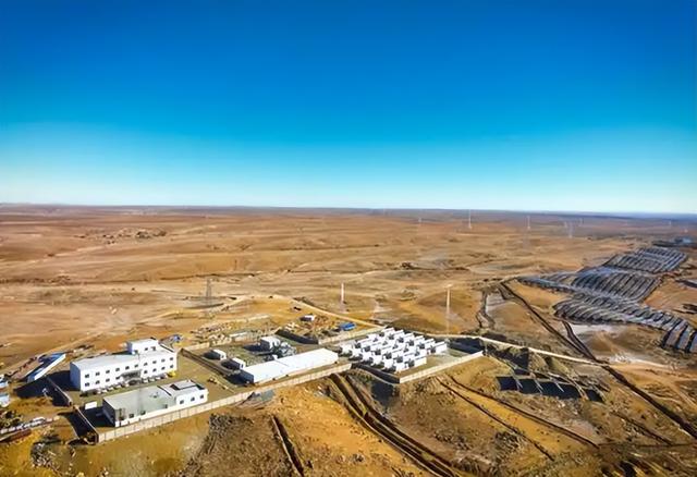 相当20个三峡大坝！NASA惊奇发现，中国偷偷在沙漠干了件大事