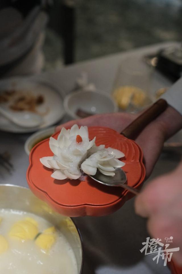 花胶煲干菜 2026年花胶菜干汤功效与禁忌