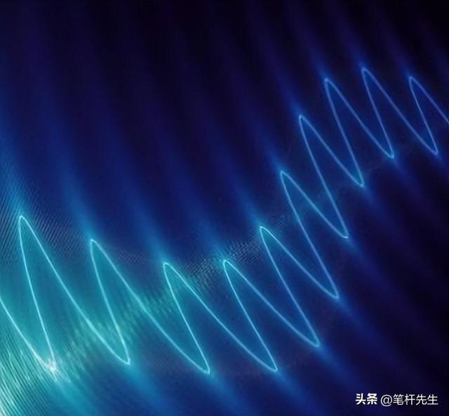 存储技术迎革命！太赫兹光操控奇异材料，破解摩尔定律困局