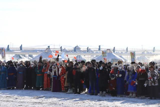 “歌游内蒙古·畅享锡林浩特”冬季那达慕暨蒙古马超级联赛盛大开幕