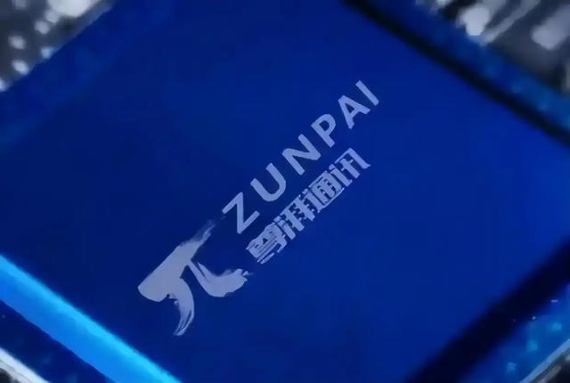 叛逃中国！年薪600万的华为高管，美国身份被扒后，更多猛料曝光