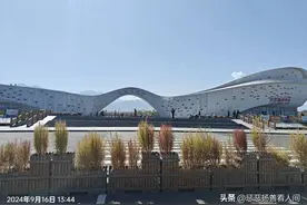 体验从乌鲁木齐坐公交去天山大峡谷图片