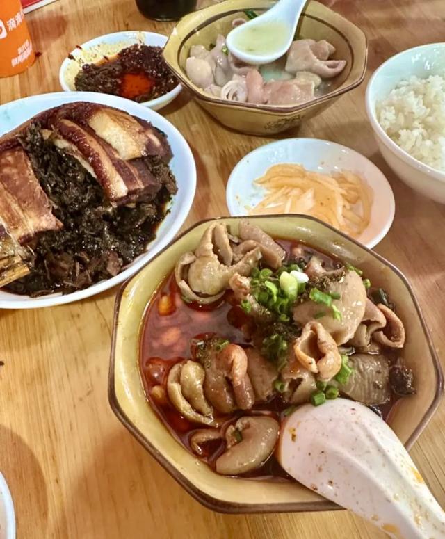 半小时刹拢！合川才是被低估的美食天花板，好吃的不止刨猪汤！