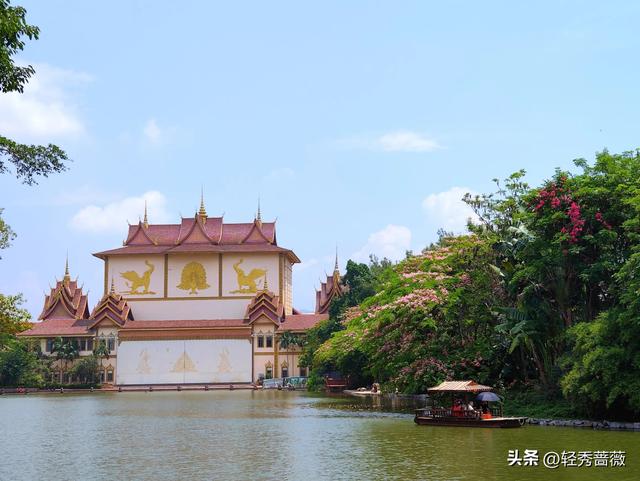 云南西双版纳，极具鲜明特色的旅游胜地。