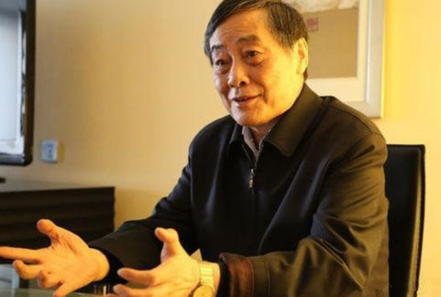 遗产风波沸沸扬扬，“一声不吭”的宗馥莉，终于不再顾忌所谓体面
