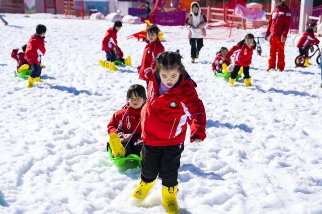 手慢无！明月山滑雪季早鸟票限量开抢，最低198元薅到爽！