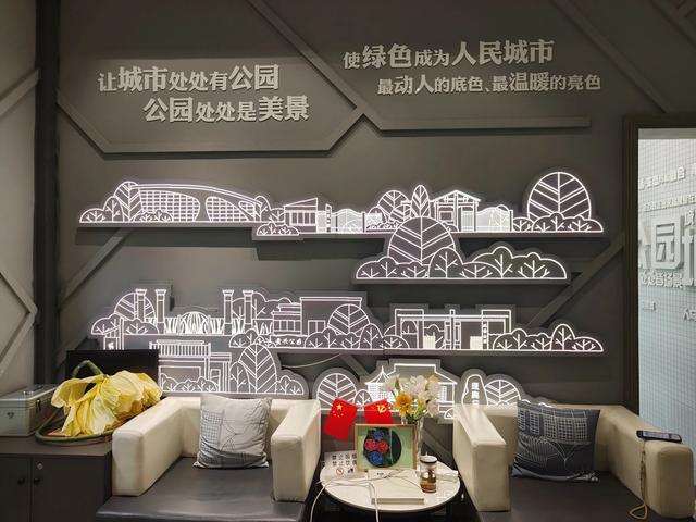 复兴岛上共青路，工业遗存赋新能