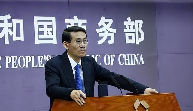 对台制裁正式开始？中国商务部出手，外媒：台积电在美难以成功
