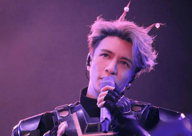 陪睡陪玩只是冰山一角，明星们自爆娱乐圈内幕，一个比一个毁三观