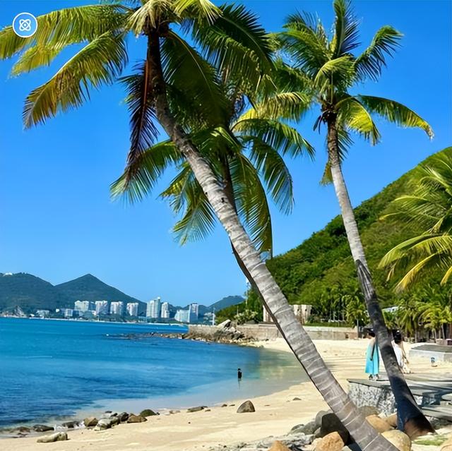 成都秋假一放，三亚机票“坐”了火箭？