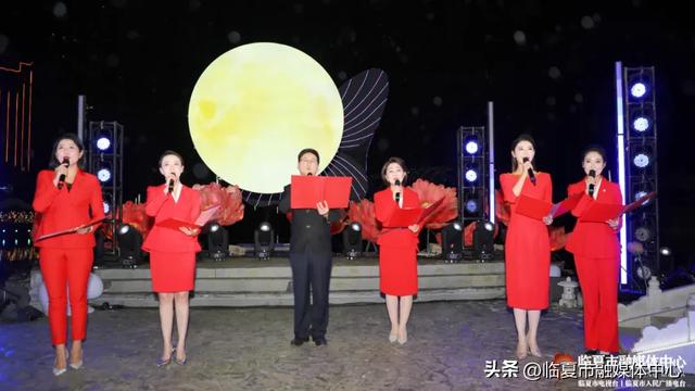 视频多图重温临夏市中秋音乐诗会，蝴蝶桥畔的双月，照亮了多少人的乡愁，绝美～