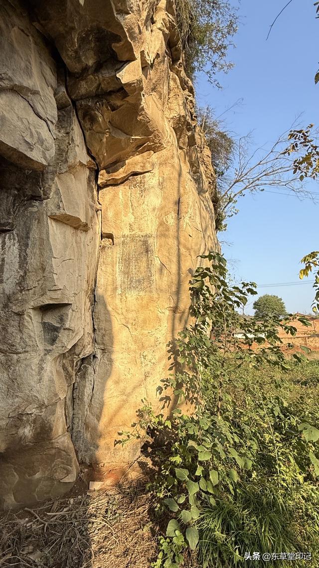 麟游县麟溪桥石窟：这里的唐代摩崖造像，竟藏着千年艺术密码