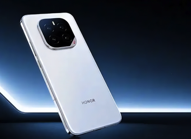 2025值得买的“全能型”手机，目前有三款闭眼买，价格不贵