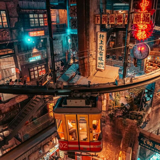 舌尖上的中国：十大美食之都的饕餮之旅
