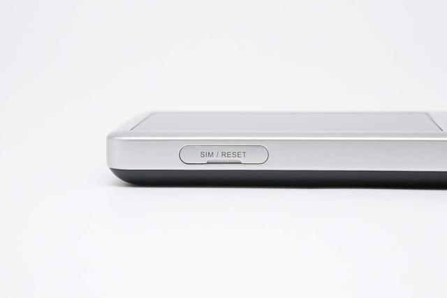 高达1999元售价是怎样的用料做过水准？中兴U60 Pro 5G随身WiFi拆解