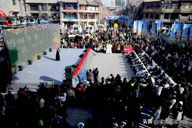 2025年青海同仁热贡文化唐蕃古道行兰州站农文旅商推介活动启幕。