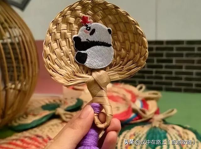这个秋天，与黎坪红叶撞个满怀！