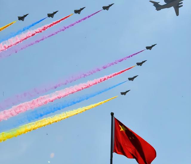 九三阅兵安排公布，特朗普没等到中方邀请，先收到中国的反制警告