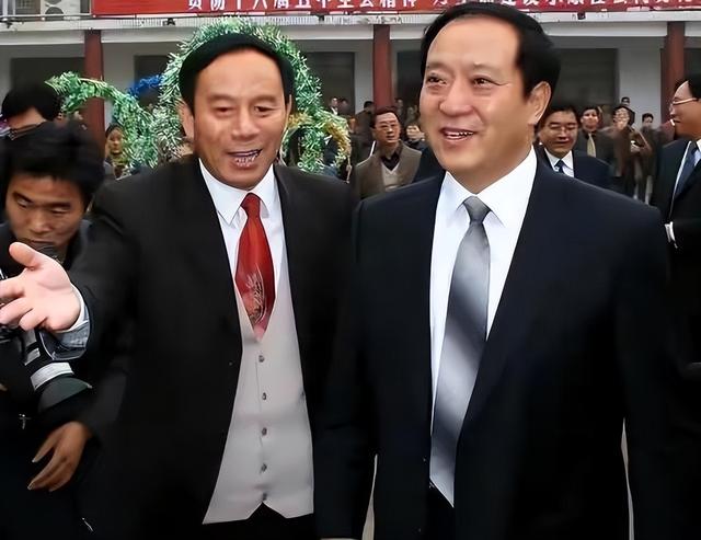 牛群也没想到，折腾半生家产尽失，如今美国毕业的儿子成晚年依靠