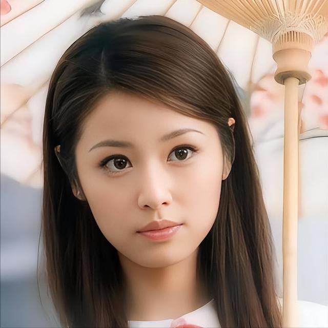 林心如爸妈庆结婚 50 周年！霍建华受宾客欢迎，林爸和女儿像同龄人