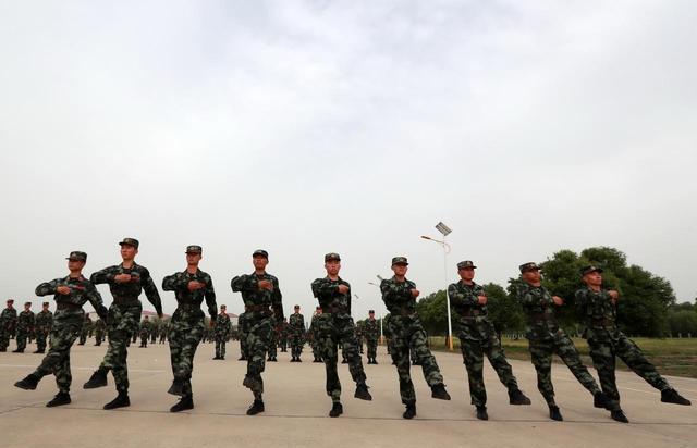 孩子当兵选对时间，少走3年弯路！3个最佳当兵时间怎么选？