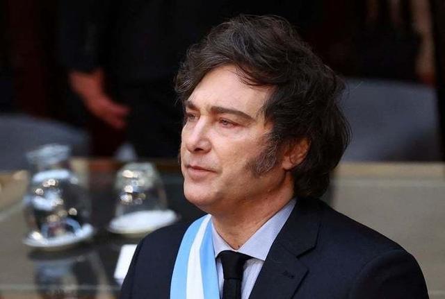 加拿大总理刚到北京，又有两国元首计划访华，特朗普突然喊话中国