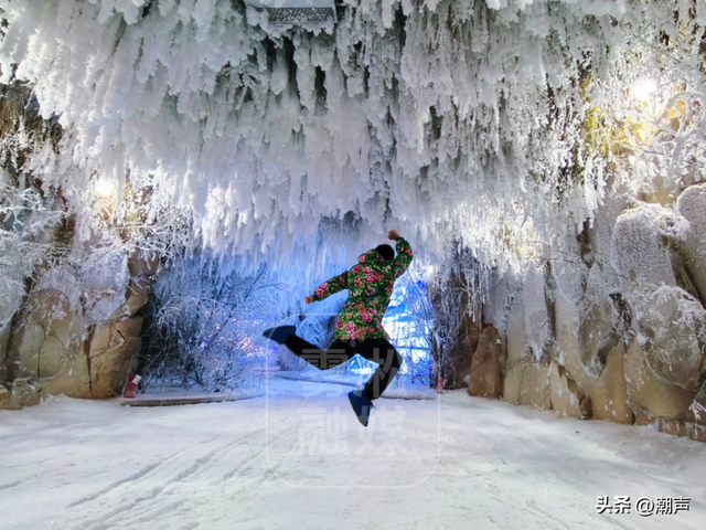 打出溜滑堆雪娃，“东北的冬”凉爽了吉林市的夏