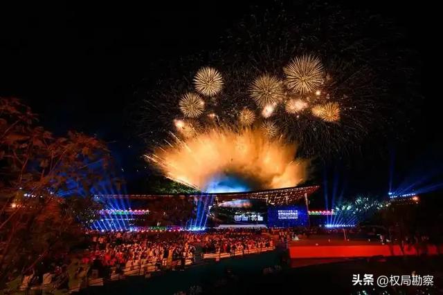 中国旅游版图重新洗牌!12省份收入破万亿,四川凭什么稳居榜首?