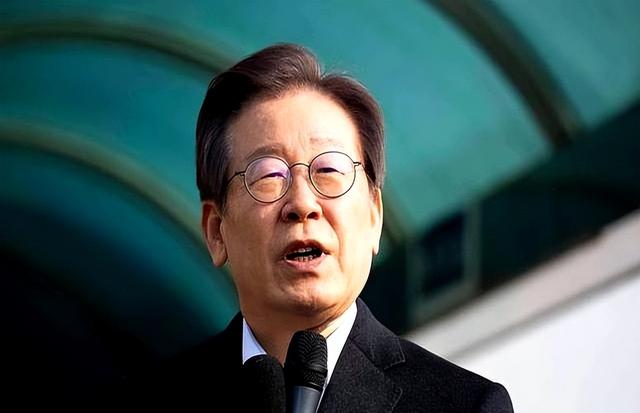 韩国爆发反华集会。李在明却不吭一声，中方直接一句话让韩方失算