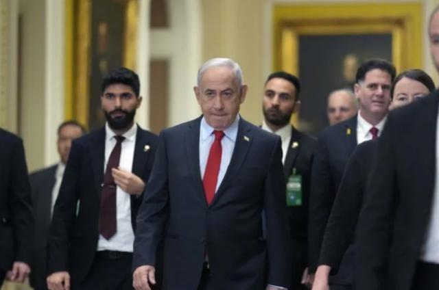 以色列真把特朗普惹毛了，内塔尼亚胡被逼登门谢罪