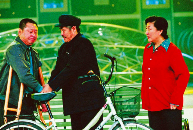 稳了！央视春晚首次联排收官，释放3大信号，赵本山含金量还在升