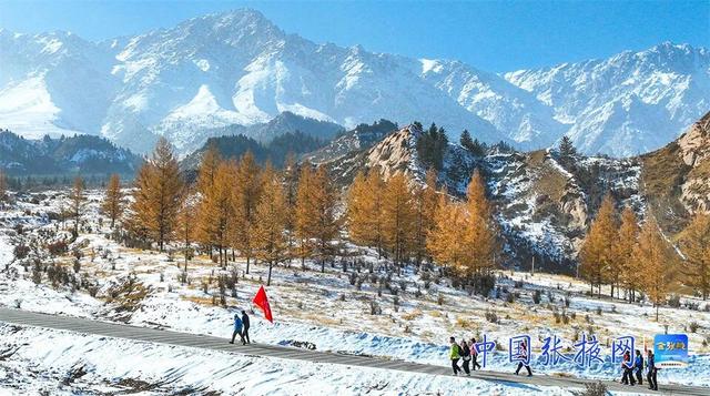 【组图】张掖肃南：初冬徒步健身强体魄