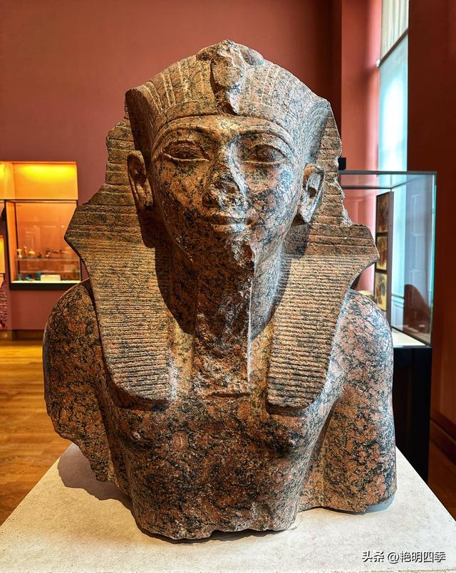 欧游杂记（8）‖ 卢浮宫，让人眼花缭乱而又惊叹不已