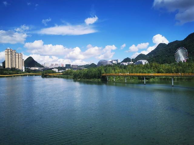 实测中国凉都六盘水的避暑效果, 不仅凉爽风景还绝美!
