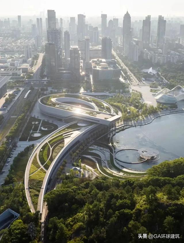 苏州科技馆即将揭幕，一条“飘带”舞动狮子山，约吗？