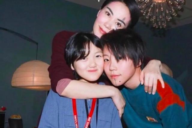 表面“清纯玉女”,实则却“渣到不行”!这五位女星一个比一个乱