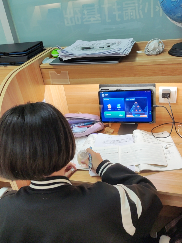 20岁辍开发AI笔记，半年揽获500万用户，年入百万美元引高盛青睐