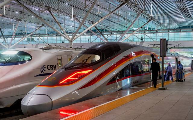 澳洲网红中国游结束：中国发达不稀奇，可怕的是凌晨街上全是人