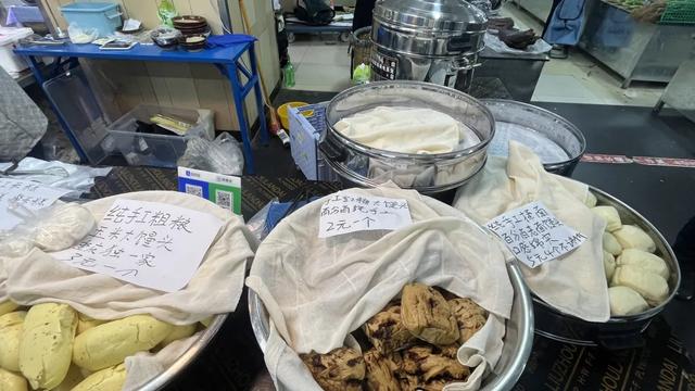 轨道直达的赶场地!地方超大,东西多,买菜这些超方便