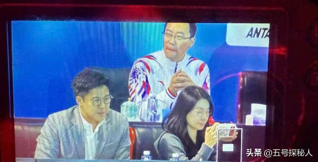 霍震霆没想到，44岁儿媳郭晶晶再次官宣喜讯，让整个阔太圈沉默了