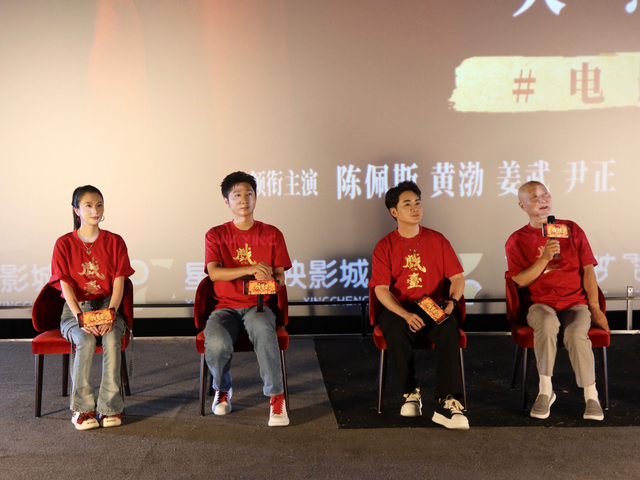 朱时茂没想到，2026年春晚仅剩俩月，搭档陈佩斯因一举动口碑暴增