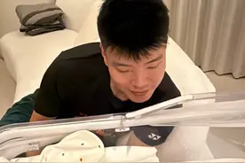 人生大赢家！31岁国羽奥运冠军初为人父，喜悦之情溢于言表！图片