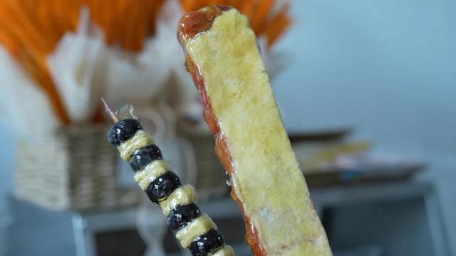 额尔古纳：冰糖葫芦 串起额尔古纳的冰雪热情