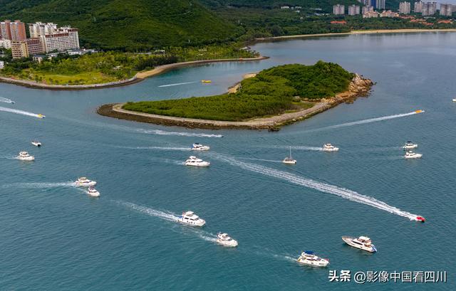 海南三亚：乘游艇 感受海洋风光