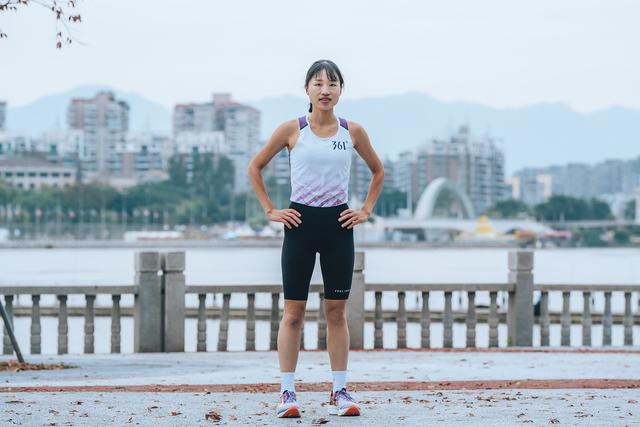 拔出萝卜带出泥，最快护士张水华越扒越有，被医院处分是冰山一角