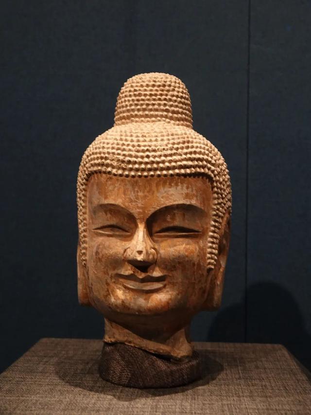 青州博物馆笔记，与他们对视三秒你能不能忍住不笑？青州的微笑